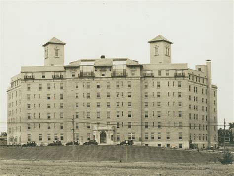 Old Deaconess Hospital Saint Louis Patina®