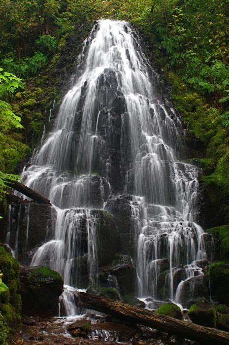 Fairy Falls In The Columbia River Gorge Waterfall Oregon Waterfalls