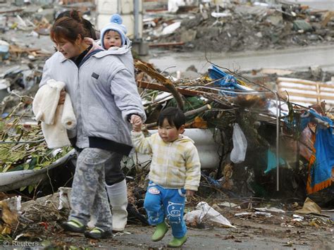 Der erdstoß hat einen tsunami ausgelöst. Erdbeben Japan: Bilderstrecke: Japan... Aktion Deutschland ...