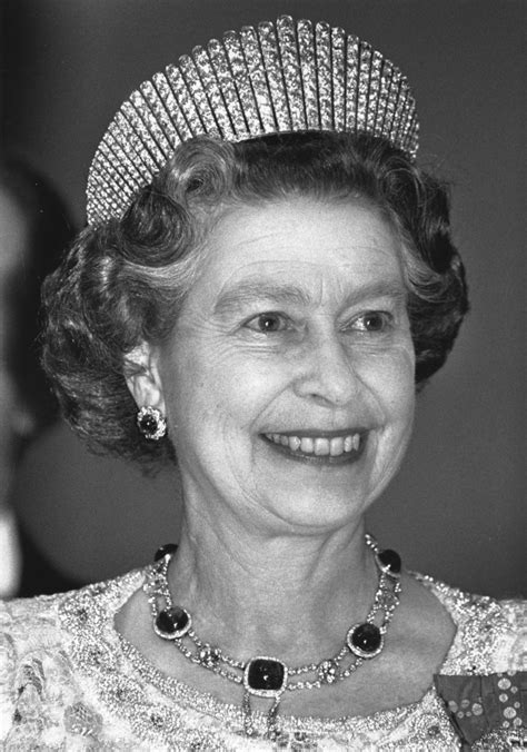 Queen Elizabeth Ii Turns 88 Photos