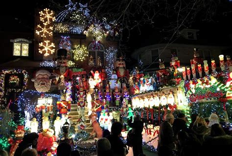 Brooklyn New York December 20 2017 Dyker Heights Christmas Lights