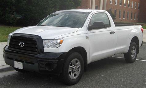 2007 Toyota Tundra Base 5.7L V8 2dr 4x4 Regular Cab Long Bed 6-spd