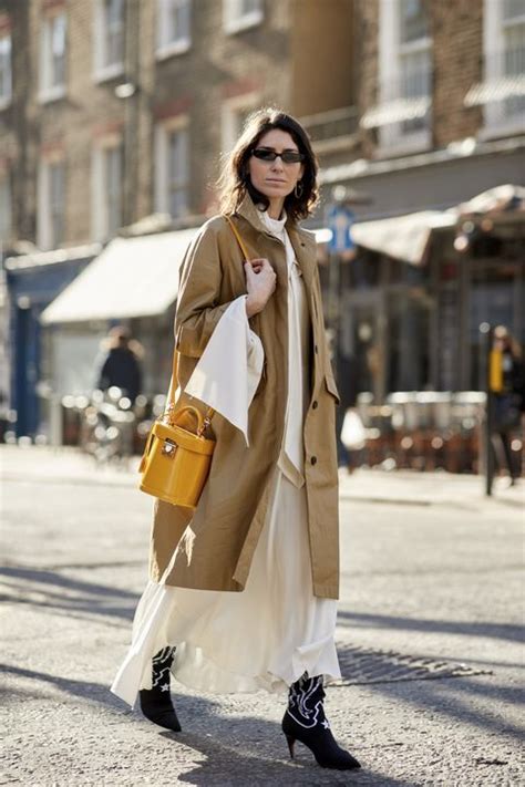 We did not find results for: Come abbinare i colori basics per la Primavera Estate 2019