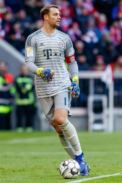 Wie manuel neuer bei der wahl zum weltfußballer 2019 abstimmte. Pin on FC Bayern Munich