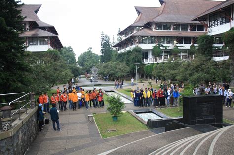 Anugerah Pizawidya Bagi Prestasi Masa Kampus Itb Institut Teknologi