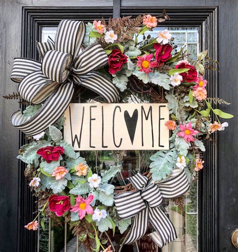 Spring Welcome Wreath Etsy Welcome Wreath Wreaths Hand Painted