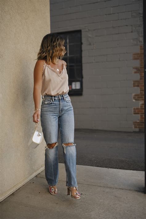 An Easy Way To Style Dad Jeans Chic Talk Chic Talk