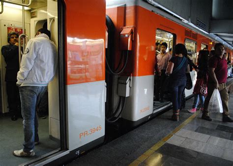 Verifique o fuso horário, quando começa e quando termina o horario de verão de 2021, e outras informações. El Metro brindará hoy servicio con horario de día festivo en PortalAutomotriz.com
