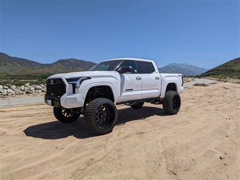 Bulletproof Suspension 2022 2023 Toyota Tundra 10″ 12” Lift Kit Option