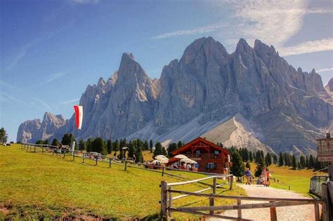 6 Most Dramatic Trails In The Dolomites Italy You Should Hike Before