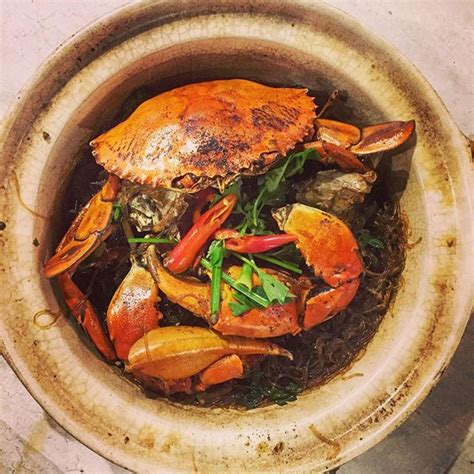 The more global your palate is, the easier this becomes. 12 Best Types Of Crab Dishes In Singapore And Where To ...