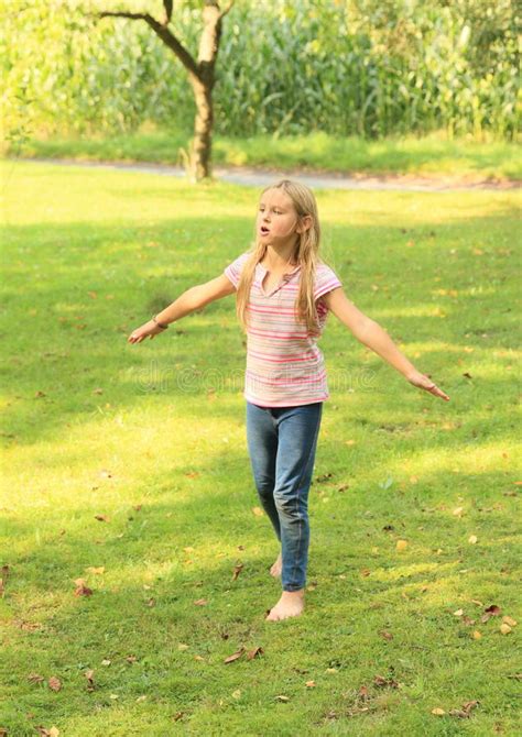 Little Girl Walking Barefoot Stock Image Image Of Child Stone 44271747