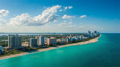 Miami skyline from the airplane. Miami South Beach Wallpapers - Wallpaper Cave