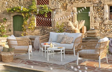 Salon de jardin Maisons du monde une sélection tendance pour tous les