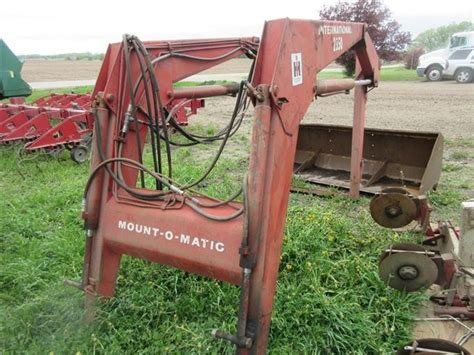 Ih 2350 Manure Loader Bigiron Auctions