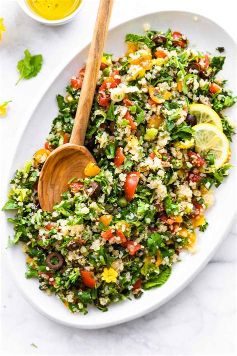 This Tabouli Salad Has Quinoa Instead Of Bulgur Making It A Fantastic