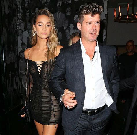 Robin Thickes Girlfriend Pregnant With His Second Child Ryan