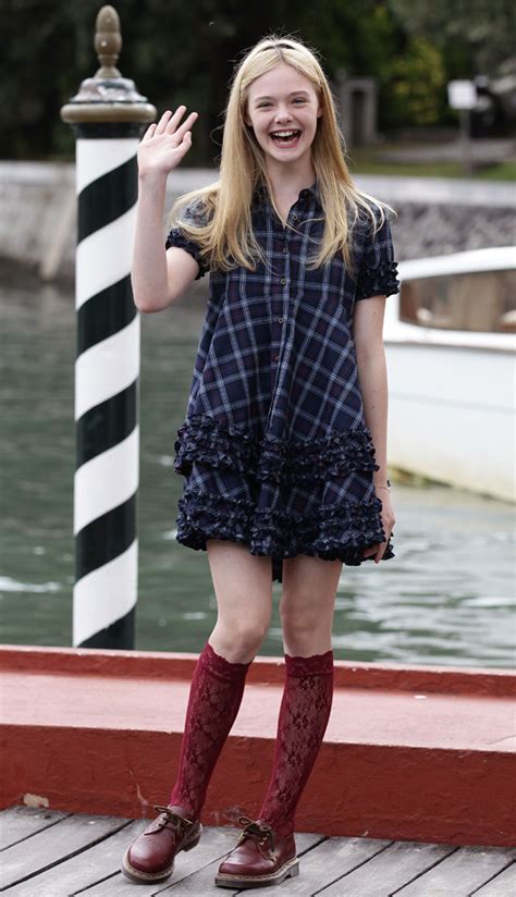 Elle Fanning Promotes Somewhere In Venice Photos Huffpost
