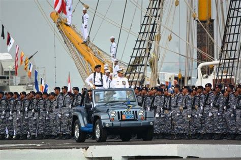 UPACARA PERINGATAN HARI ARMADA RI 2014 KASAL: TNI AL DUKUNG VISI