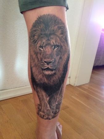 Löwen tattoos werden vor allem von männern getragen, obwohl einige frauen das auch gerne tragen. Suchergebnisse für 'Löwe'-Tattoos | Tattoo-Bewertung.de ...