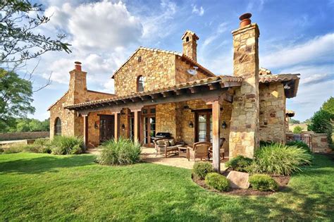 House Ideas Ranch Style Homes Hill Country Homes Ranch Exterior