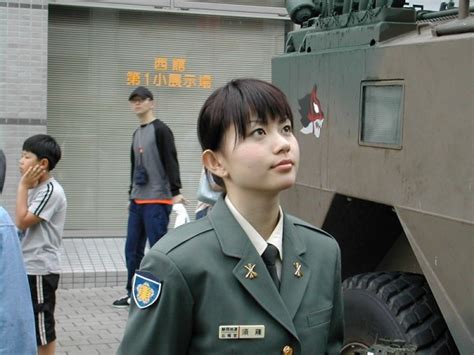 Itu La Pasal 49 Pictures Of Female Soldiers From Various Countries