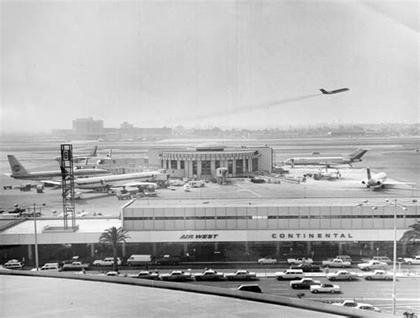 Photos A Look Back In Photos At Los Angeles International Airport