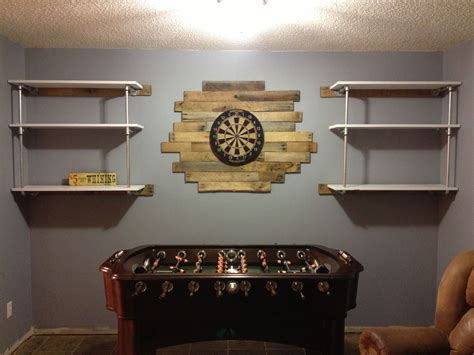 With january being a tight month for most people after christmas, i thought it would be cool to come up with a way of making a target corona style dartboard. Pallet board surround for the dart board. I love how this turned out!!! Man Cave! | Man cave ...