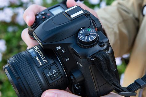 Canon Vs Nikon Which Dslr To Buy In 2021 Borrowlenses Blog