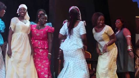 Danse Sénégalaise à Lomé © Africa Rendez Vous Février 2016 Youtube