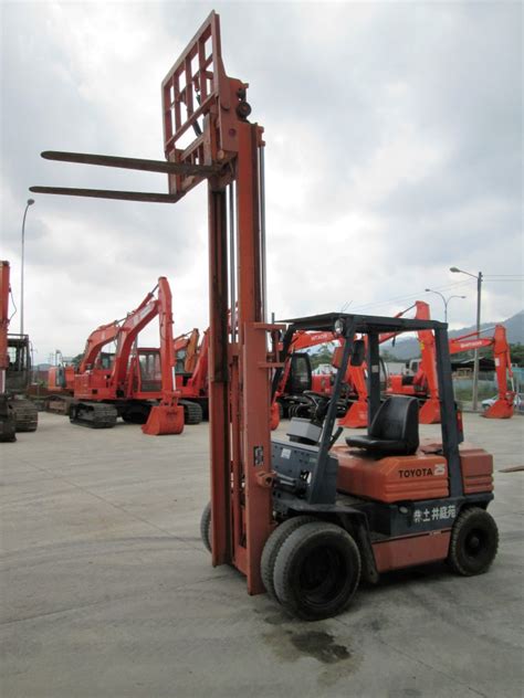 toyota fd forklift   group  equipment trading sdn