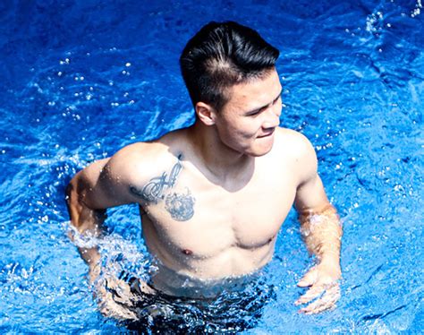 Đây là ý nghĩa sau những hình xăm khủng của Công Phương ...