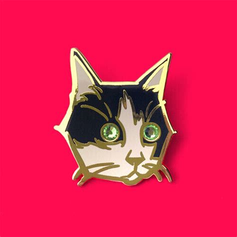 Pretty Pussy Cat Hard Enamel Pin In Gold Color Ebay