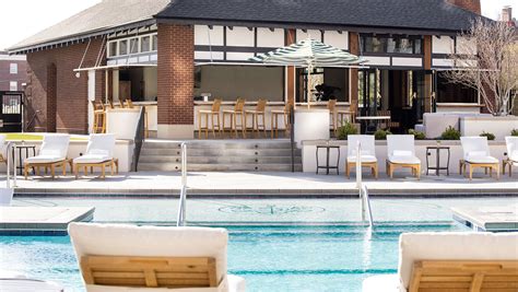 Omaha Hotels With Outdoor Pool Kimpton Cottonwood Hotel
