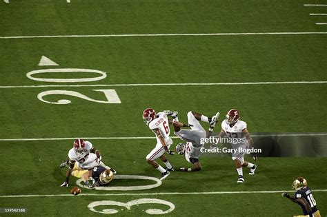 Notre Dame Tyler Eifert On Ground After Fumble Vs Alabama At Sun Life News Photo Getty Images