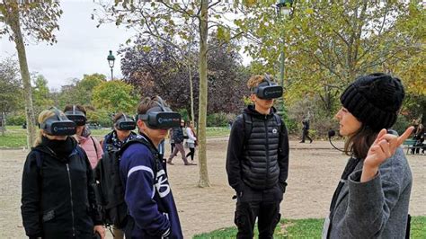 Paris Eiffel Tower Virtual Reality Guided Tour In 1889 Getyourguide