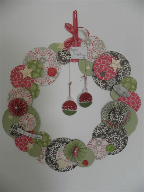 Couronne scrapbooking Couronne noel Decoration noel Noël bricolage