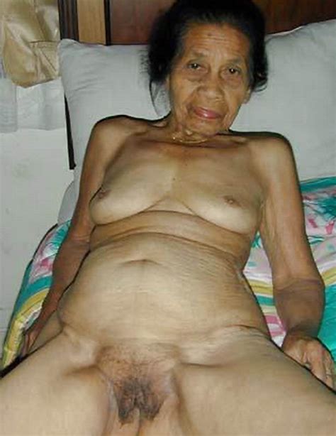 Granny Pics Slut Photo Aged Missis Spreading Pussy