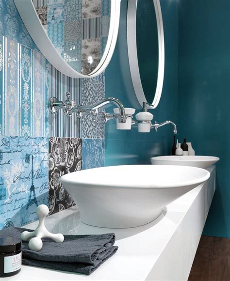 Great Colour Trend In Bathroom Wallcovering Interiorzine