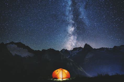 Tent Starry Night Sky Tourists 4k Ultra Hd Mobile Wal