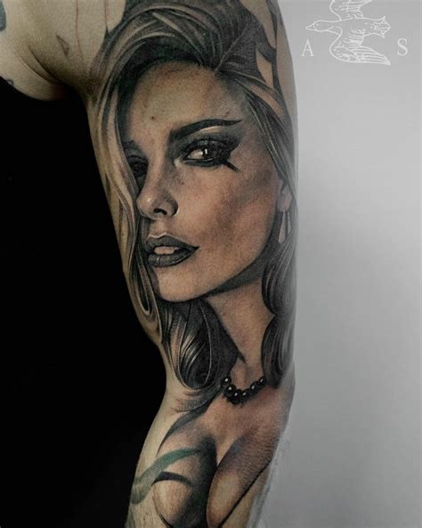 Tatouage Réalisé Par Alex Sorsa Girl Face Tattoo Portrait Tattoo