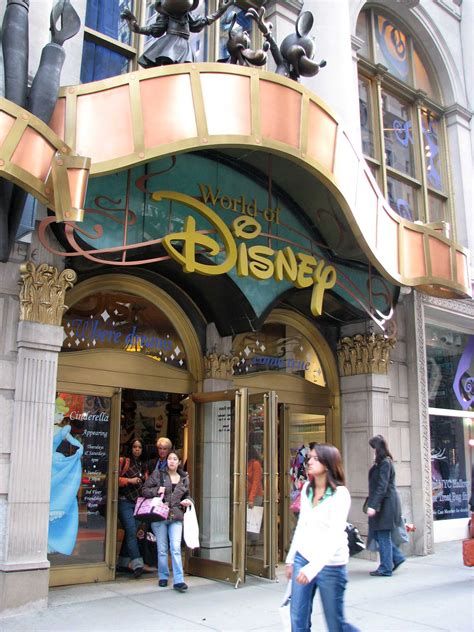 World Of Disney Store Fifth Avenue Shopping Tour Stores Along