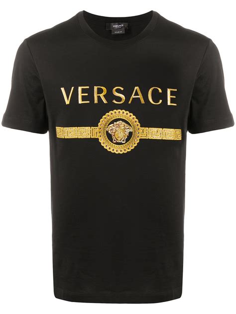 Versace Logo Print T Shirt Farfetch Versace T Shirt Men Tshirt Design Men Mens Tshirts