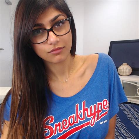 Bangbros Gave Mia Khalifa A Pounding After She Attacked Them And The Industry O T Lounge