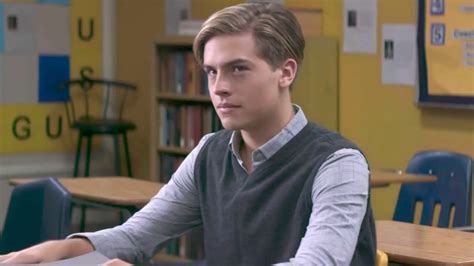 The Sex Lives Of College Girls Dylan Sprouse In Comedy Von Hbo Max