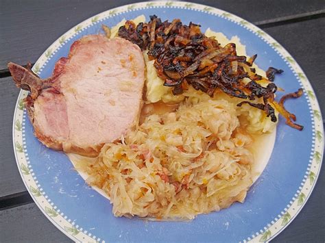 Da hat man doch auch mal lust auf was deftiges, oder?! Kasseler mit Sauerkraut (Rezept mit Bild) von tomtailor ...