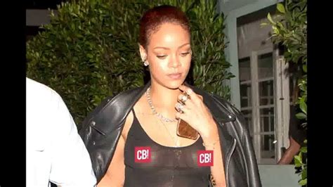 Rihanna Suffers Wardrobe Malfunction Flashes Nipples Youtube
