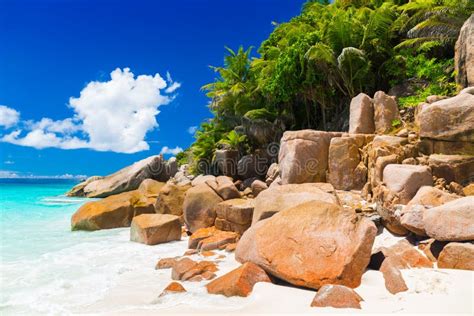 Amazing Tropical Beach With Granite Boulders On Grande Soeur Island