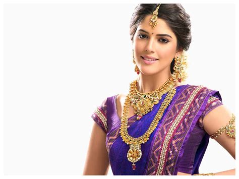 Have You Tried These Five Types Of Traditional Indian Jewellery