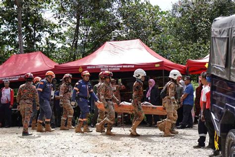 Batang Kali Landslide Rescue Teams Focus On Two Campsite Sectors